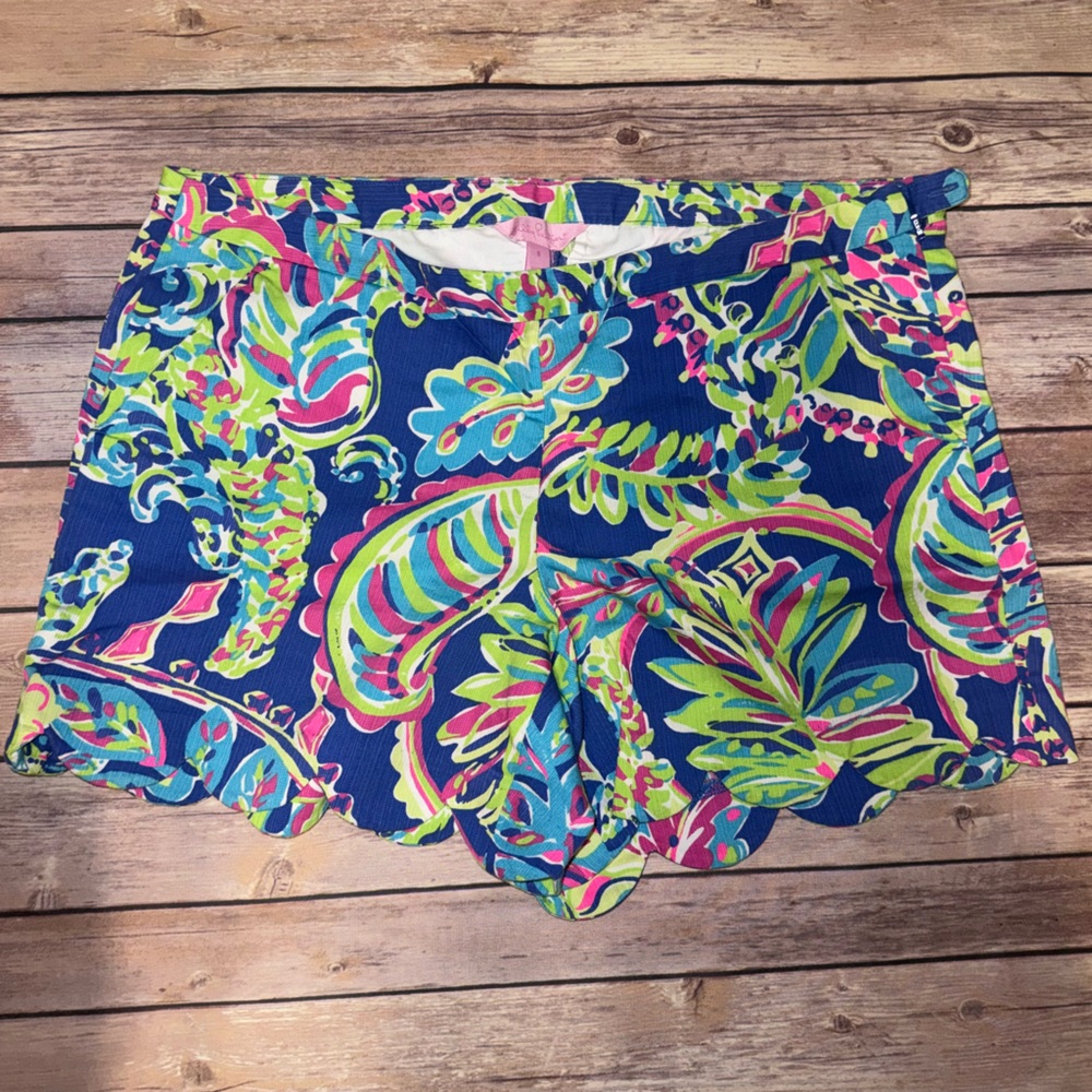 EUC Lilly Pulitzer Magnolia scalloped Toucan Play sz 8